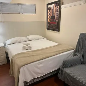 Cozy Guest Close Ubc And Downtown Privatunterkunft